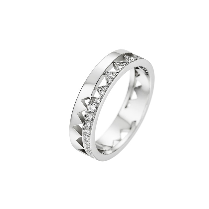 Akillis Capture luxury jewellery inspired by love