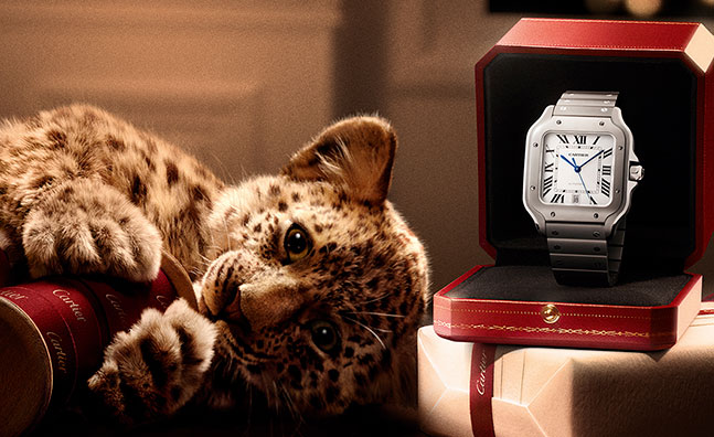 Santos de Cartier en Titane : Un Cadeau qui Réveille la Magie de Noël