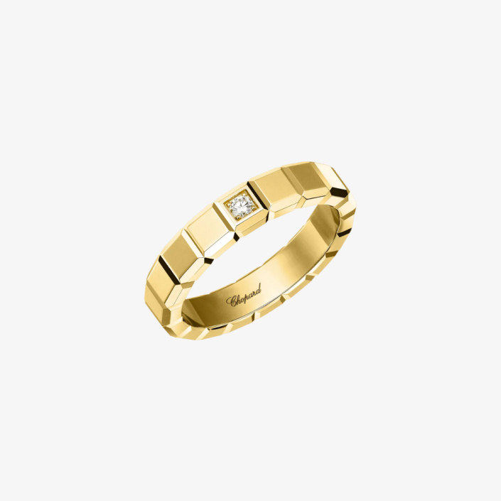 Ice Cube ring in yellow gold with diamond Chopard