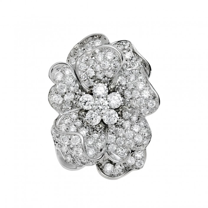 Anillo Flora de Oro Blanco 18KT y Diamantes de 3,72ct Leo Pizzo