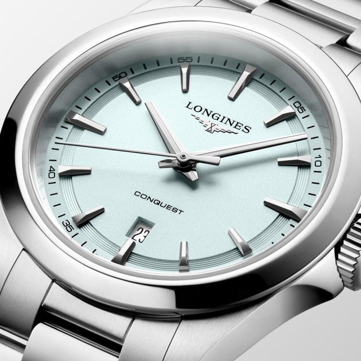 Longines Conquest montre femme suisse cadran bleu menthe