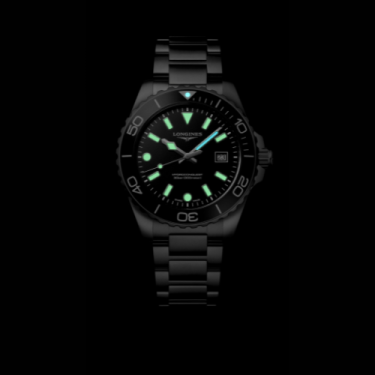 Longines HydroConquest 42 mm Quartz with Black Dial and Stainless Steel Bracelet