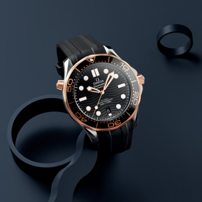 Omega Seamaster Diver 300M 42 mm steel and Sedna gold watch