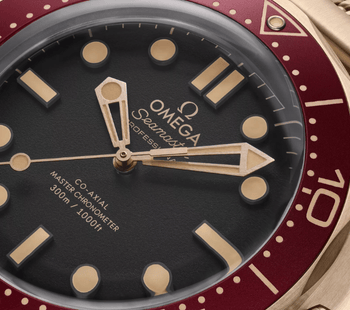 OMEGA Seamaster Diver 300M en Bronze Gold: Un icono reinventado