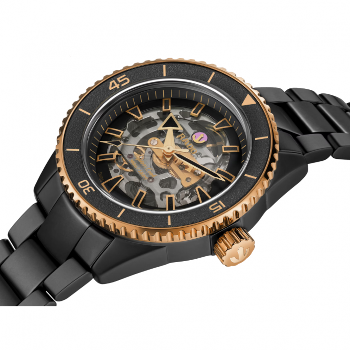 Montre Rado Captain Cook High-Tech Ceramic Skeleton R32192152