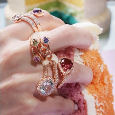Rings and bracelets in precious stones and gold Suïssa Joiers