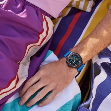Moments in Blue 43 mm watch Swatch 