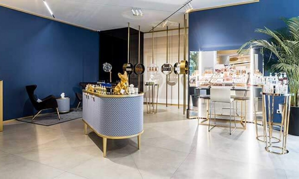 The Embassy bijoux, montres, parfumerie, mode