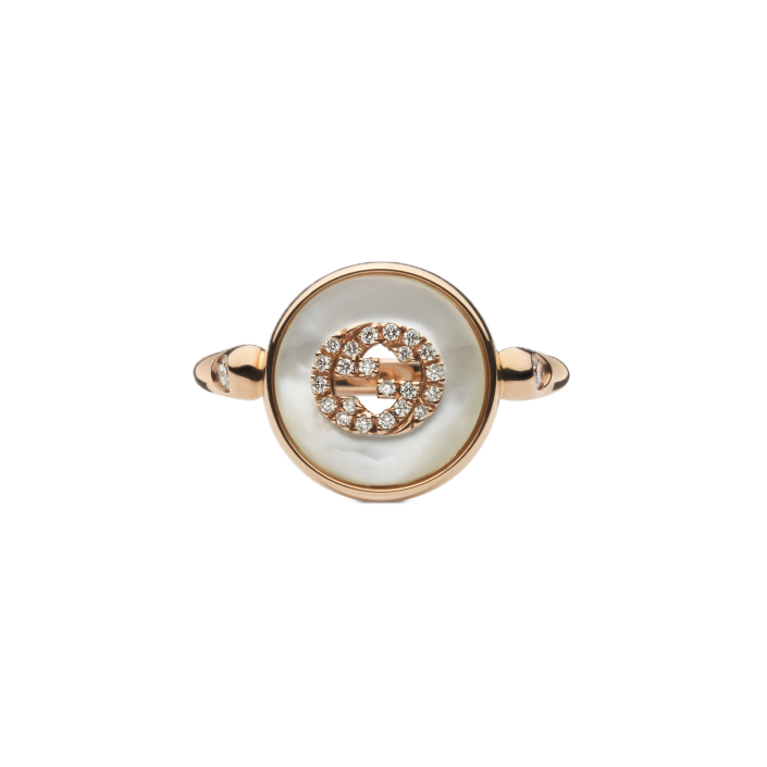 Anillo Gucci Interlocking oro rosa 18 ct con diamantes y nácar