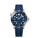 21022B GOLD SEDNA & STEEL-BLUE RUBBER 42 MM CO-AXIAL CHRONOMETER SEAMASTER DIVER 300 M OMEGA